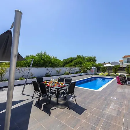 Hollywood Ferienhaus Protaras