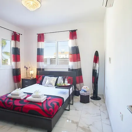 Hollywood * Πρωταράς