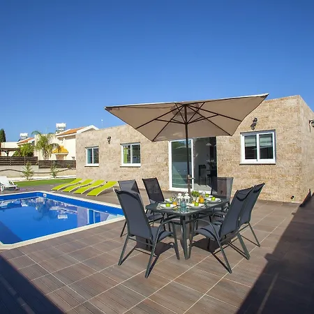 Hollywood Holiday home *