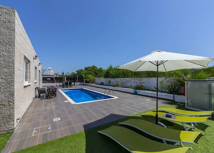 Prázdninový dům Hollywood Protaras