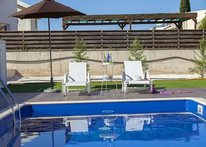 Hollywood Сasa de vacaciones Protaras