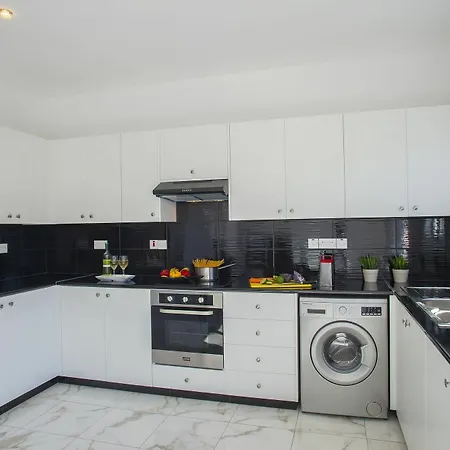 Hollywood プロタラス